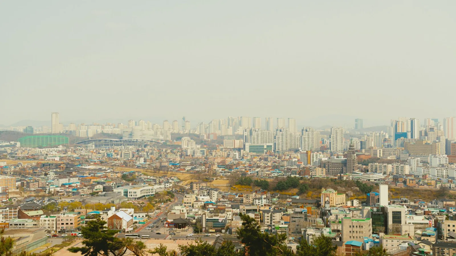서울 아파트와 도심 전경(참고 이미지)