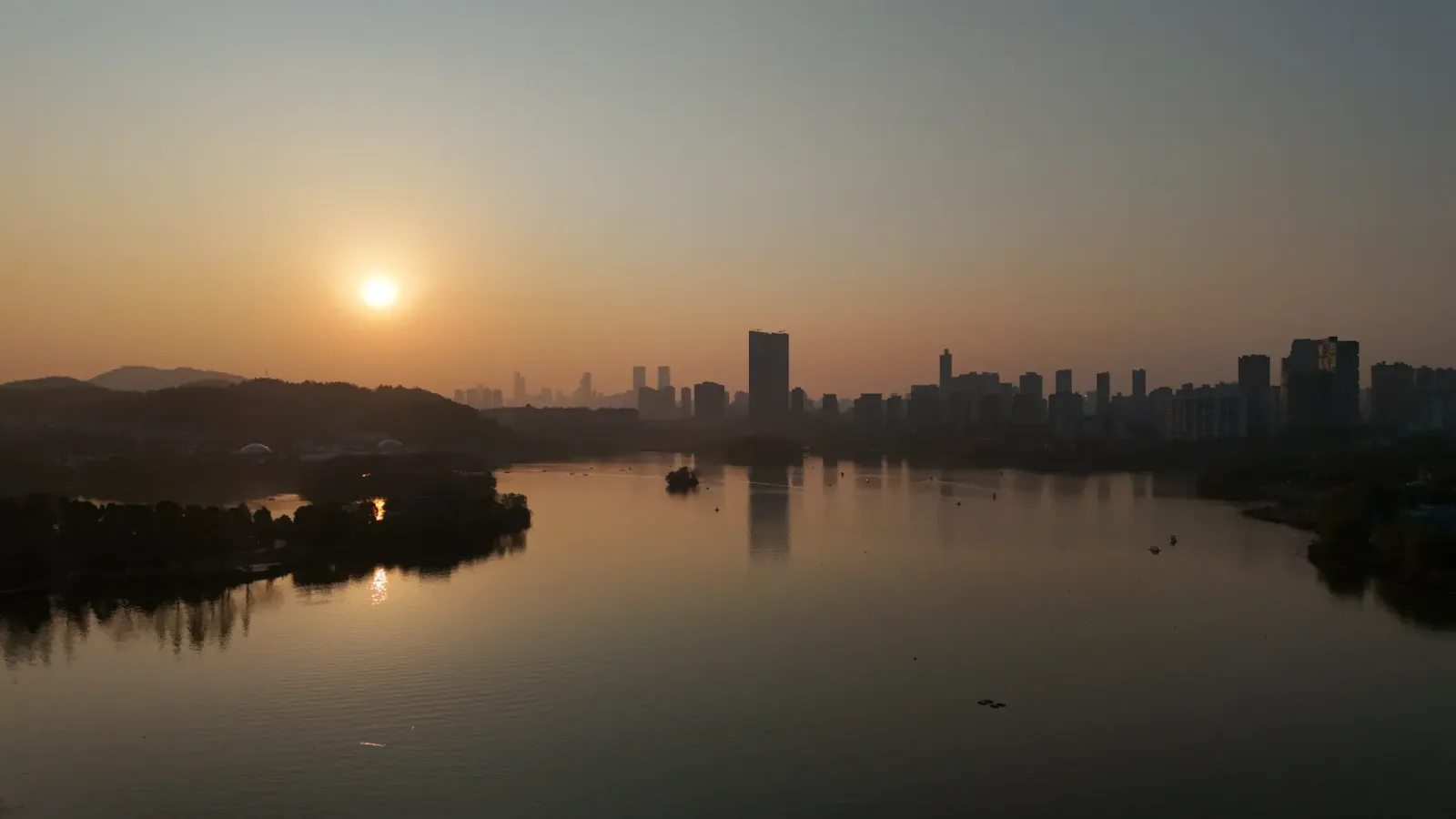 수도권 아파트 단지와 도시 전경(참고 이미지)