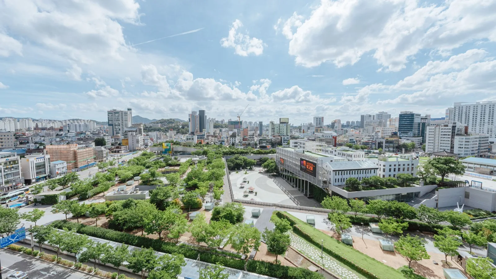 수도권 아파트 단지와 도시 전경(참고 이미지)