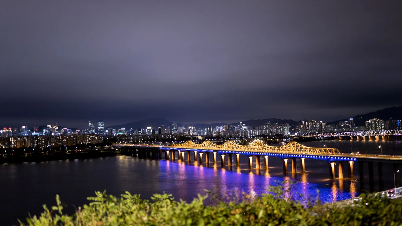 서울 아파트와 도심 전경(참고 이미지)