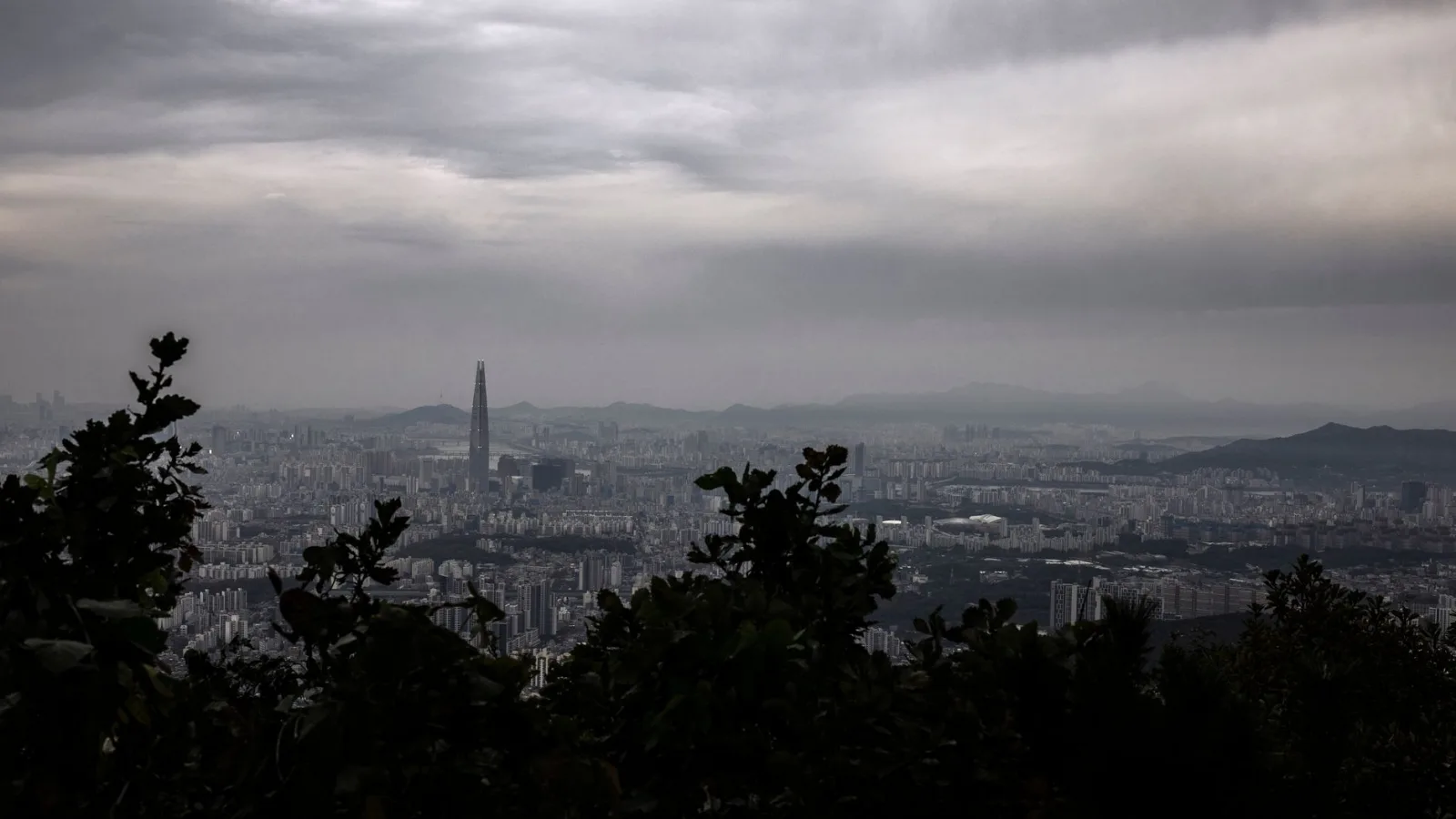 도시 아파트와 주거 전경(참고 이미지)